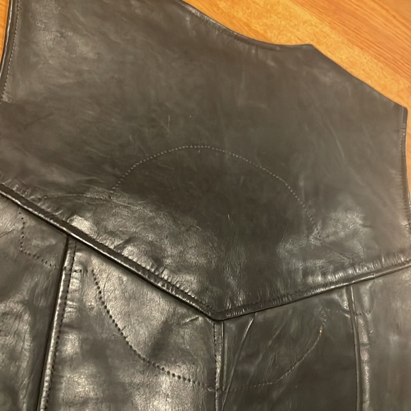Addis Fashions Genuine Leather motorcycle vest. Made in USA - Picture 13 of 16